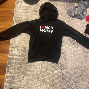 Black 'I Heart Hot Moms' Hoodie